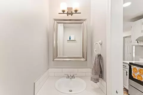 178 Lowell St #1, Reading, MA 01867 photo 9
