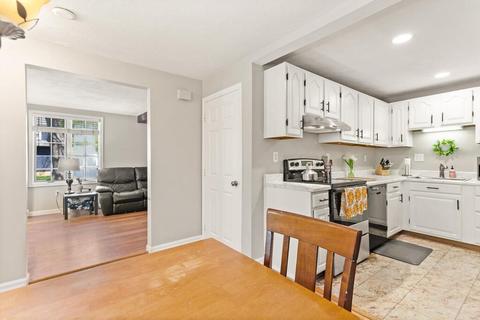 178 Lowell St #1, Reading, MA 01867 photo 7