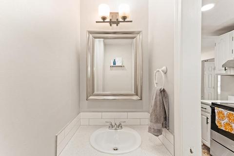 178 Lowell St #1, Reading, MA 01867 photo 9