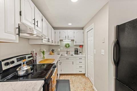 178 Lowell St #1, Reading, MA 01867 photo 8