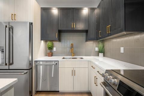 5245 Washington St #6, Boston, MA 02132