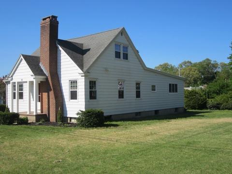 86 Haven Ave, Chicopee, MA 01013 photo 3