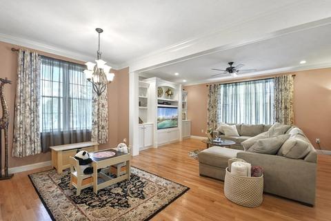 349 Hamilton St, Worcester, MA 01604 photo 4