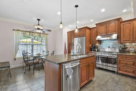 349 Hamilton St, Worcester, MA 01604 photo 14