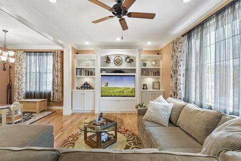 349 Hamilton St, Worcester, MA 01604 photo 5