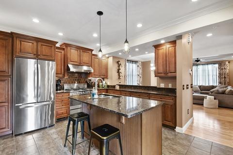 349 Hamilton St, Worcester, MA 01604 photo 10