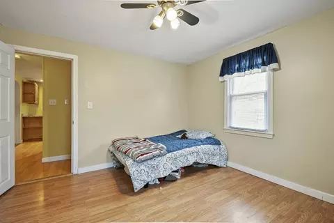 9 Benham St, Worcester, MA 01604 photo 11