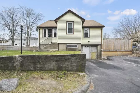 9 Benham St, Worcester, MA 01604 photo 23