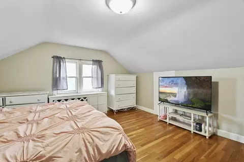 9 Benham St, Worcester, MA 01604 photo 18