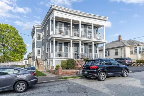 14 Columbia Rd, Wakefield, MA 01880