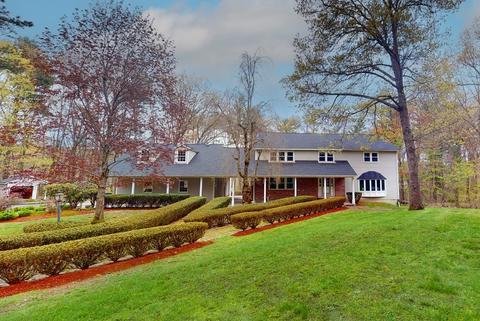 143 Main St # r, Westford, MA 01886