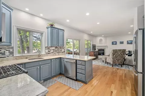 12 Pitt Rd, Framingham, MA 01701 photo 4