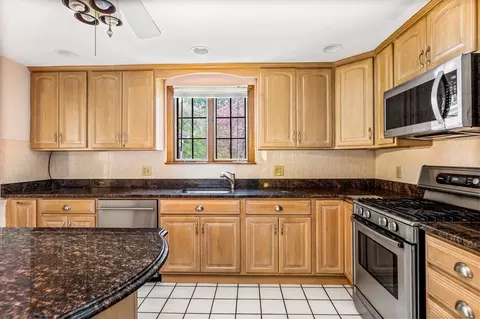 10 Old Coach Rd, Canton, MA 02021 photo 5