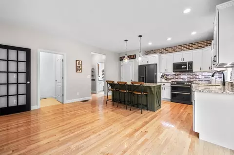 5 Hunters Ct, Sutton, MA 01590 photo 8