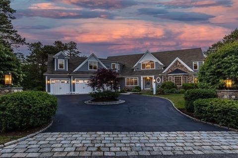 43 Boulder Rdg, Plymouth, MA 02360