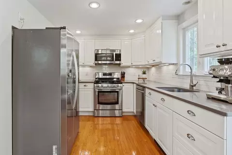 11 Marshall Rd, Natick, MA 01760 photo 5