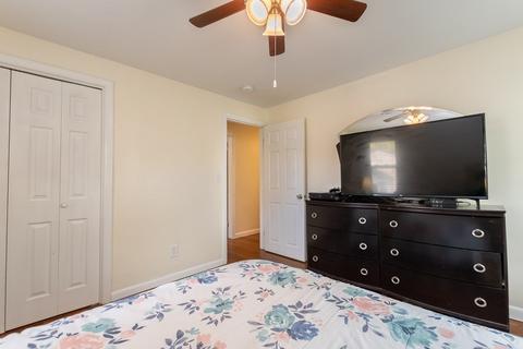 15 Irene St, Springfield, MA 01108 photo 12