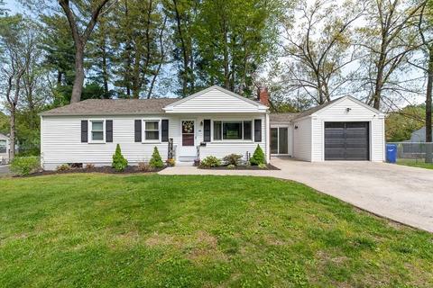 15 Irene St, Springfield, MA 01108 photo 1