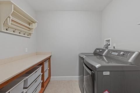 102 Woodledge Rd, Needham, MA 02492 photo 31
