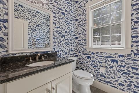 102 Woodledge Rd, Needham, MA 02492 photo 24