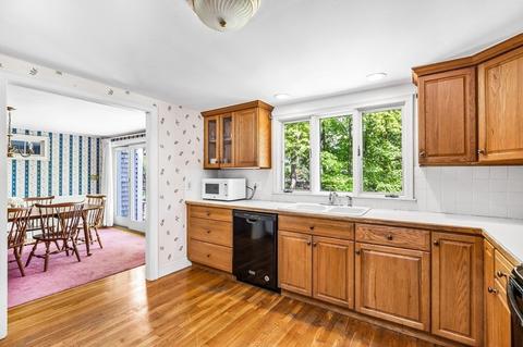 4 Bradley Park Dr, Hingham, MA 02043 photo 6