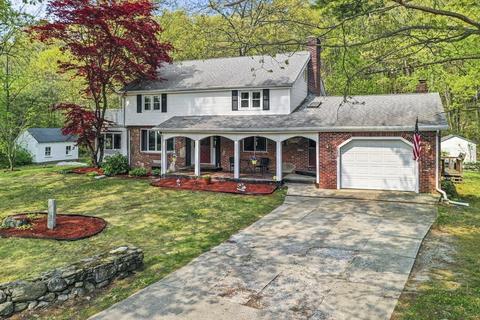 125 Lower Gore Rd, Webster, MA 01570 photo 2