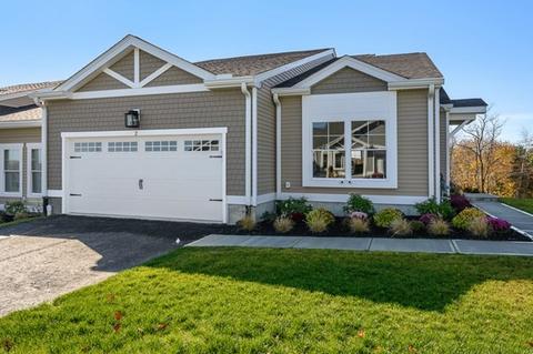 66 Park Hill Ave #2LR, Millbury, MA 01527