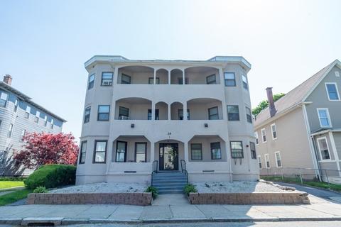 29 Houghton St, Worcester, MA 01604