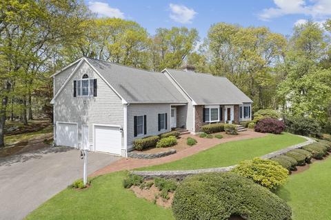 20 Oxbow Rd, Canton, MA 02021 photo 2