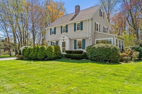 16 Tavern Rd, North Andover, MA 01845