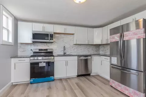 2 Pineview Rd, Dudley, MA 01571 photo 2