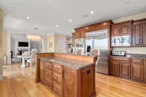 74 Carter Dr, Framingham, MA 01701 photo 10