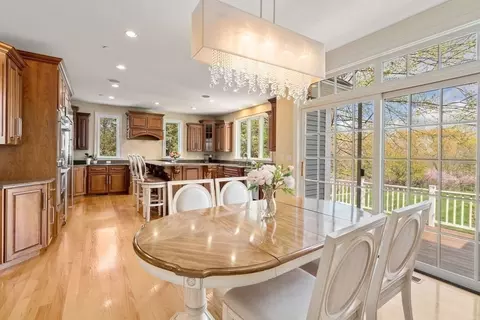 74 Carter Dr, Framingham, MA 01701 photo 11