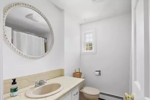 21 Berkley Cir, Hingham, MA 02043 photo 18