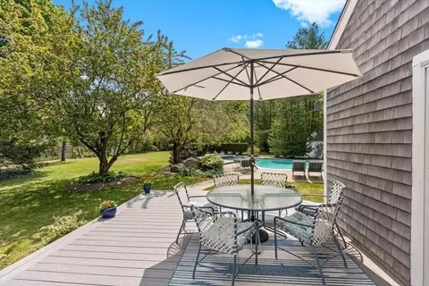 21 Berkley Cir, Hingham, MA 02043 photo 21