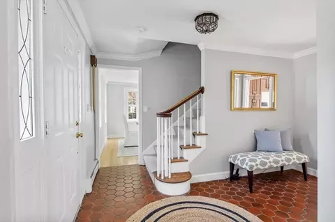 21 Berkley Cir, Hingham, MA 02043 photo 4