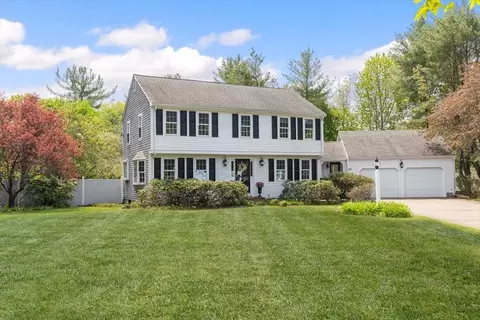 21 Berkley Cir, Hingham, MA 02043 photo 1