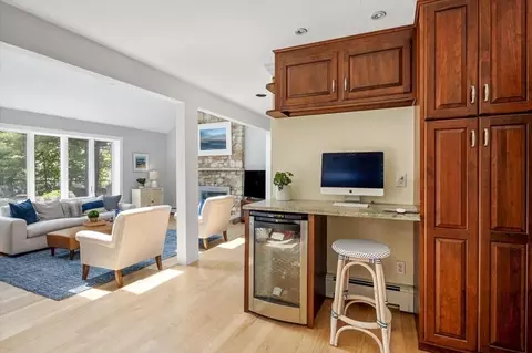 21 Berkley Cir, Hingham, MA 02043 photo 12
