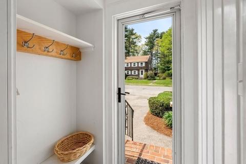 12 Lois Ln, Needham, MA 02492 photo 8