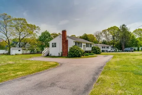 47 Kenney St, Canton, MA 02021 photo 2