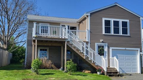 12 Carman Ave, Sandwich, MA 02563