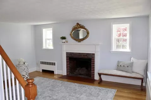 28 Powers St, Needham, MA 02492 photo 6