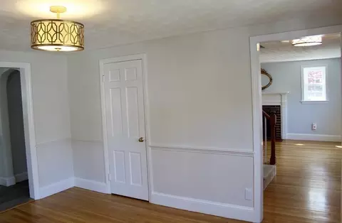 28 Powers St, Needham, MA 02492 photo 8