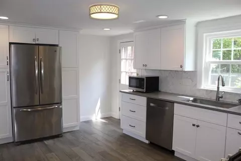 28 Powers St, Needham, MA 02492 photo 5
