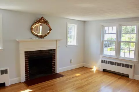 28 Powers St, Needham, MA 02492 photo 7