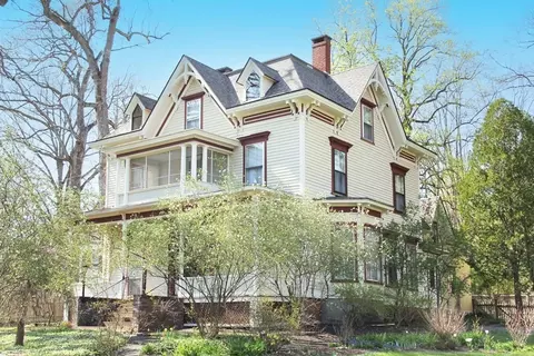 94 Lessey St, Amherst, MA 01002
