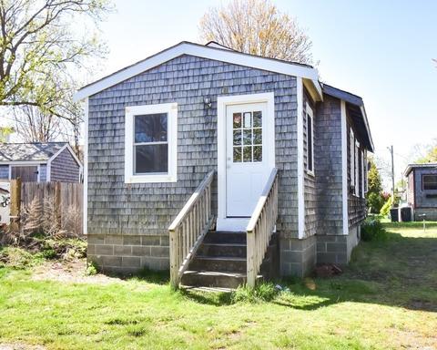20 Linwood St, Marshfield, MA 02050