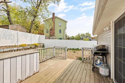 16 Juniper St, Lowell, MA 01852 photo 27