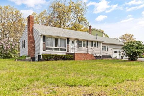16 Juniper St, Lowell, MA 01852 photo 2
