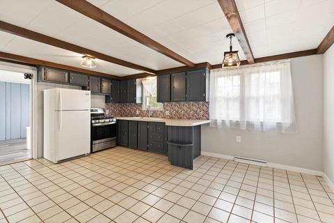 16 Juniper St, Lowell, MA 01852 photo 19
